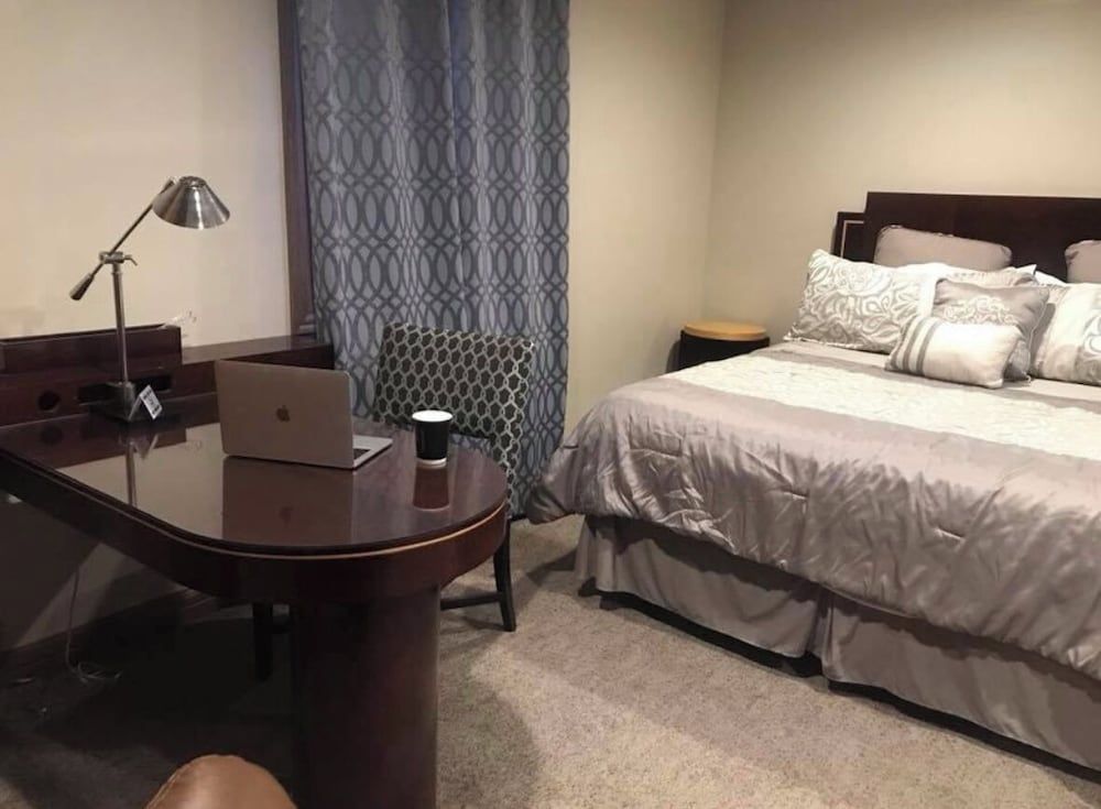 Deluxe Double Room, 2 Queen Beds, Kitchenette
