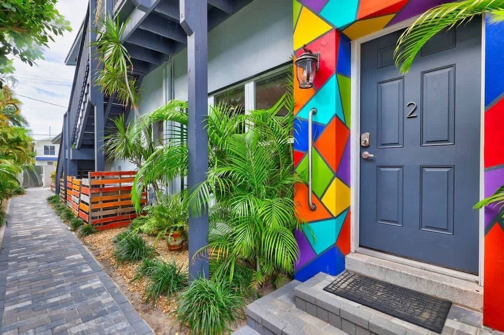 Orange Dream on the Water Apartment 56