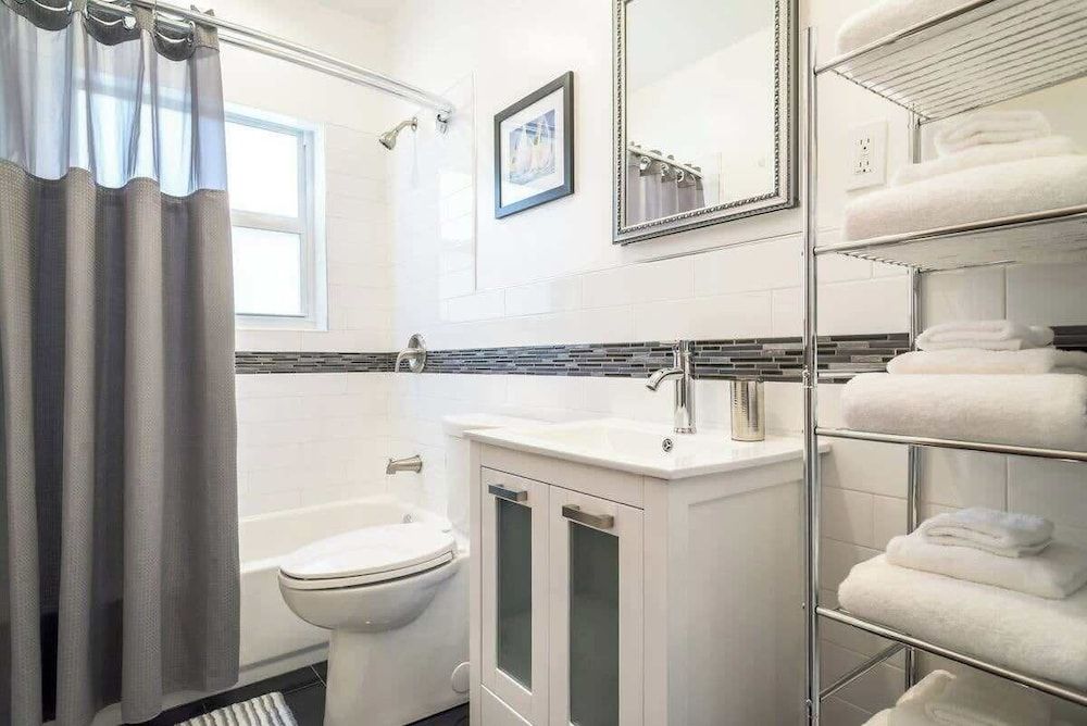 Orange Dream on the Water Apartment 23