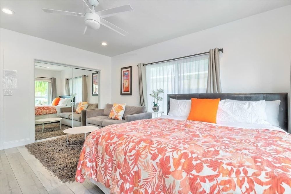 Orange Dream on the Water Apartment 14