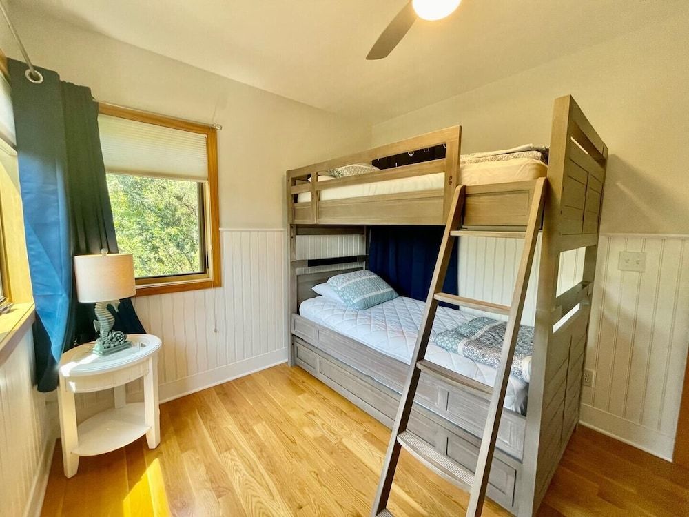 House, Multiple Beds, Balcony, Garden View