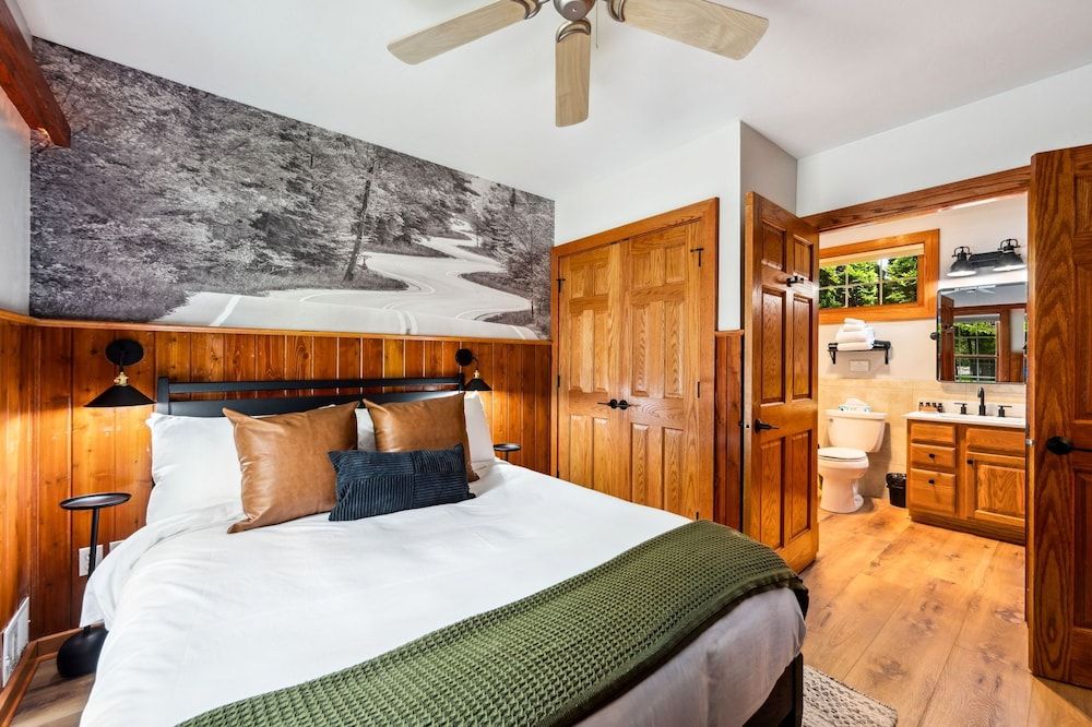 Standard Suite, 1 Queen Bed with Sofa bed, Ground Floor