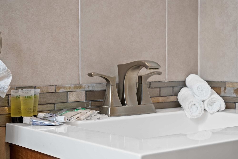 320-1 Las Olas Boulevard Apartment 32