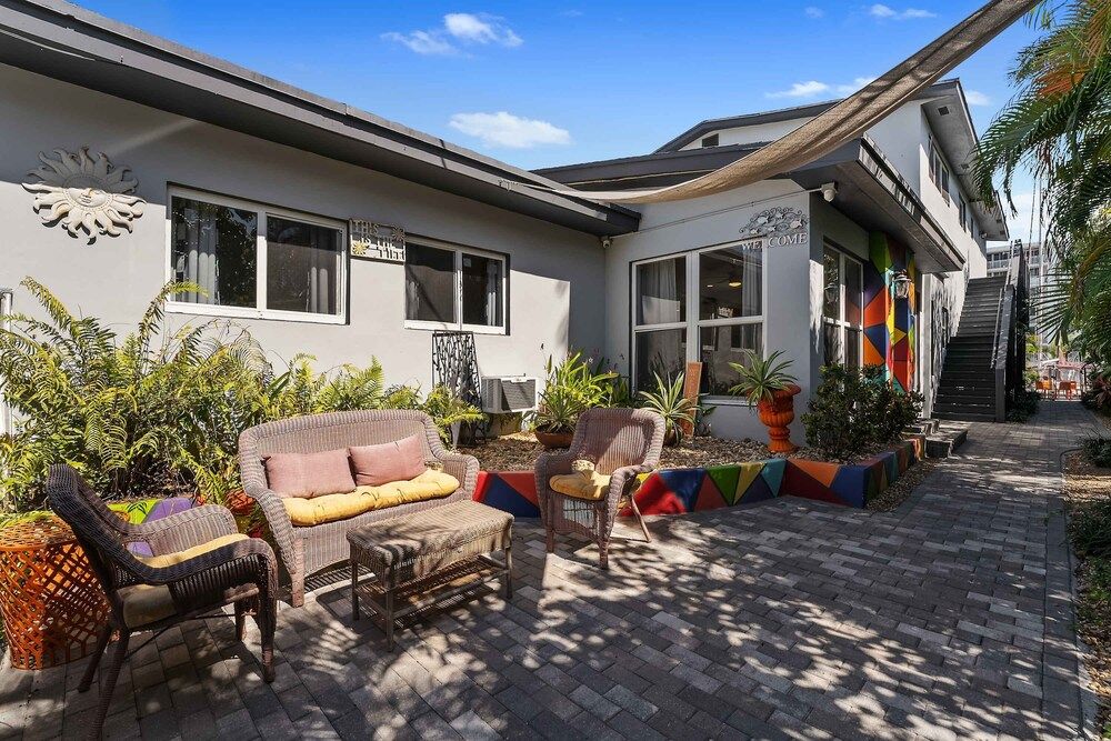 320-1 Las Olas Boulevard Apartment 18