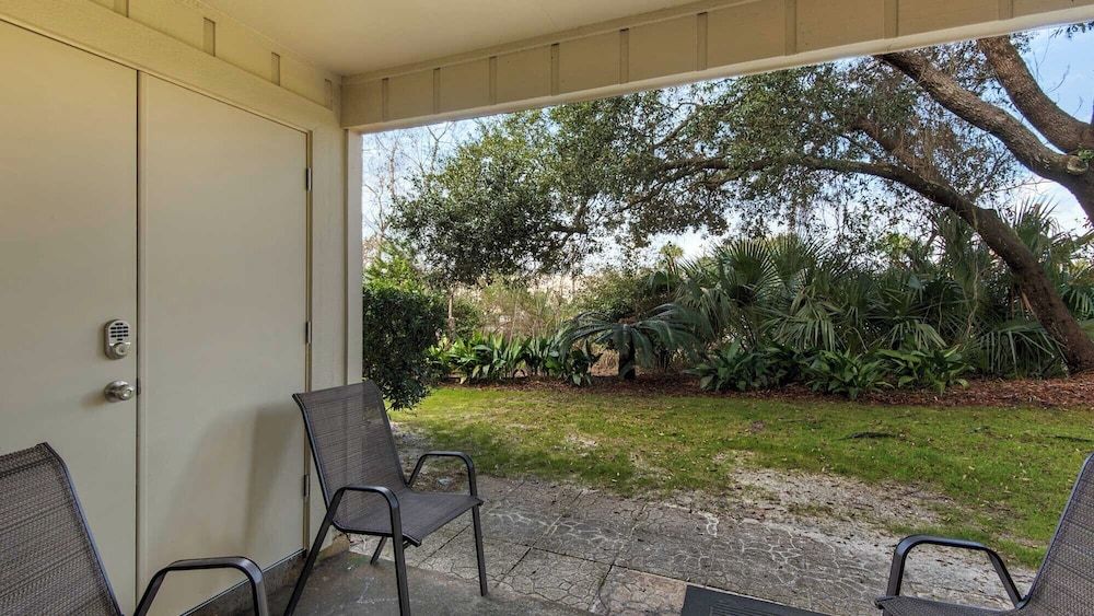 Chateau La Mer II 902 - Pirates Mermaid Condo, Multiple Beds, Patio, Garden View (Chateau La Mer II 902) 14