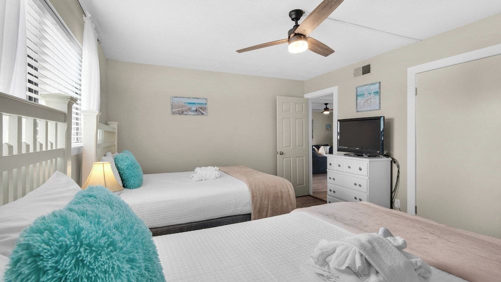 Chateau La Mer II 902 - Pirates Mermaid Condo, Multiple Beds, Patio, Garden View (Chateau La Mer II 902) 6