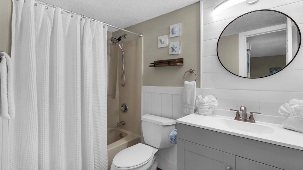 Chateau La Mer II 902 - Pirates Mermaid Condo, Multiple Beds, Patio, Garden View (Chateau La Mer II 902) 17