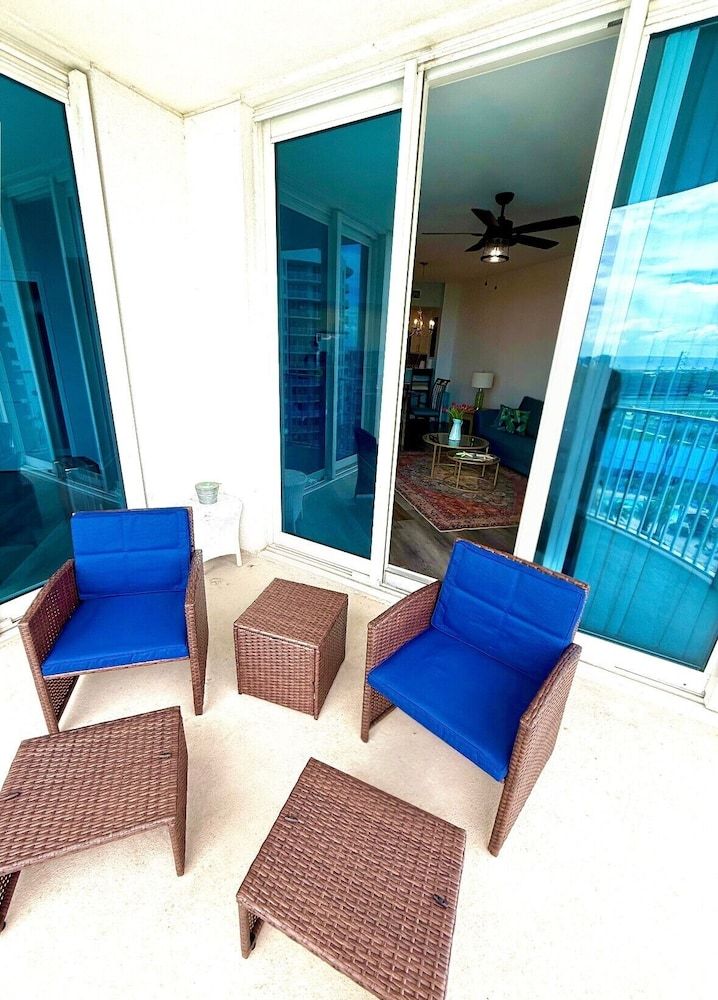 Palms Resort 2813: 2br, Pools, Courts, Gulf Views & Minutes to Beach! Condo, Multiple Beds, Balcony, Ocean View (The Palms of Destin Resort 2813) 28