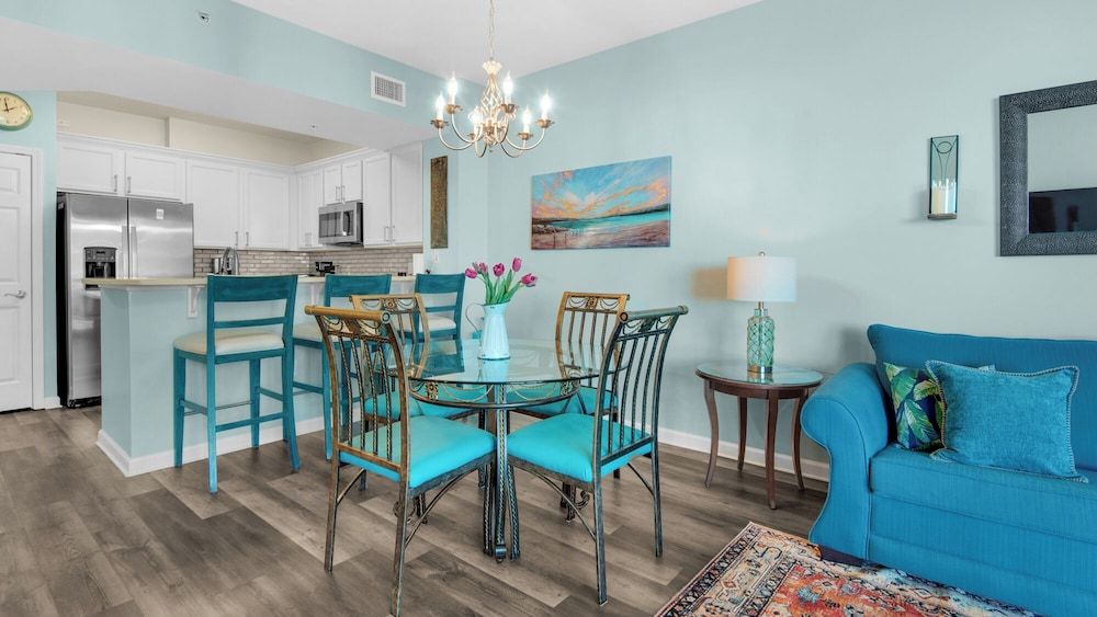 Palms Resort 2813: 2br, Pools, Courts, Gulf Views & Minutes to Beach! Condo, Multiple Beds, Balcony, Ocean View (The Palms of Destin Resort 2813) 18