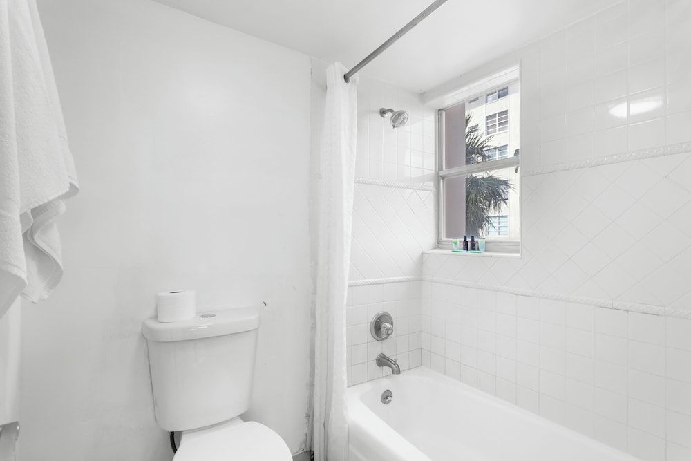 Bay Harbor Sunset Apt 3A Apartment, Balcony 17