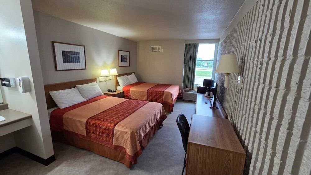 Smartwood Inn Deluxe Double Room 5