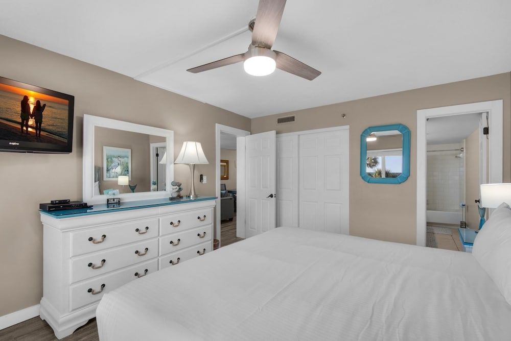 Condo, Multiple Beds (Destin on the Gulf 303)