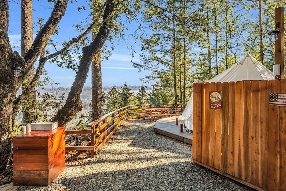 Mays Luxury Farm Stays Yurt Above it All - Glamp on-site 13