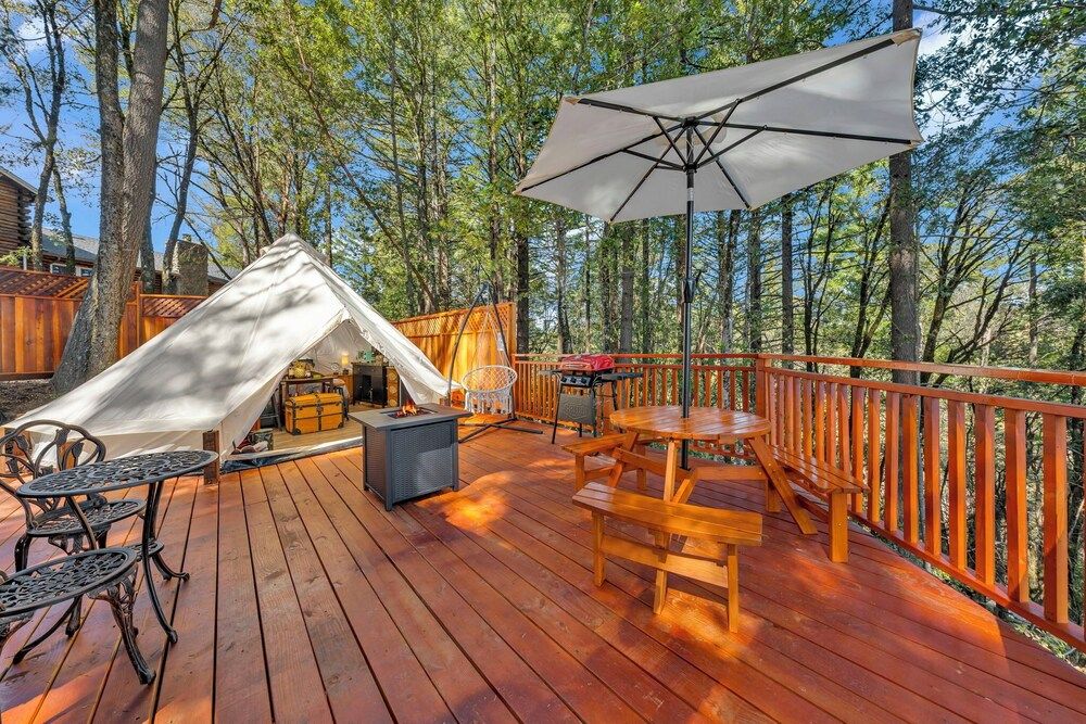 Mays Luxury Farm Stays Yurt On Top - Swim, Hike, Glamp 33