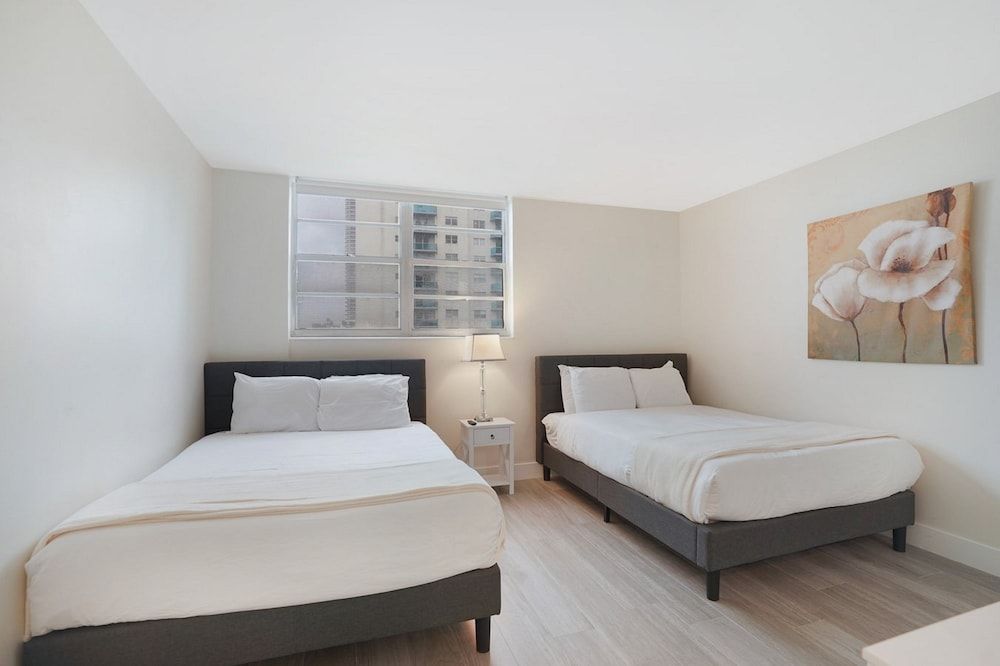 Deluxe Apartment, 1 Bedroom, Balcony, Partial Ocean View
