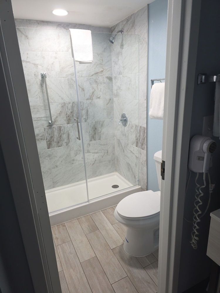 Suburban Studios Christiansburg - Blacksburg Room, 1 King Bed, Non Smoking 9