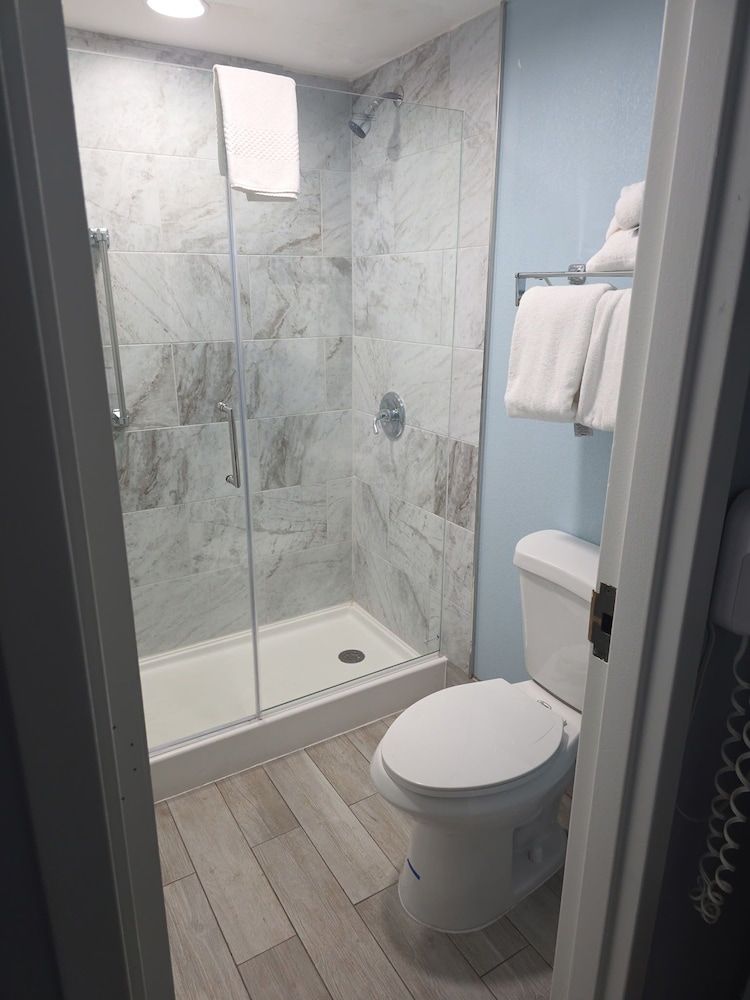 Suburban Studios Christiansburg - Blacksburg Room, 1 King Bed, Non Smoking 6