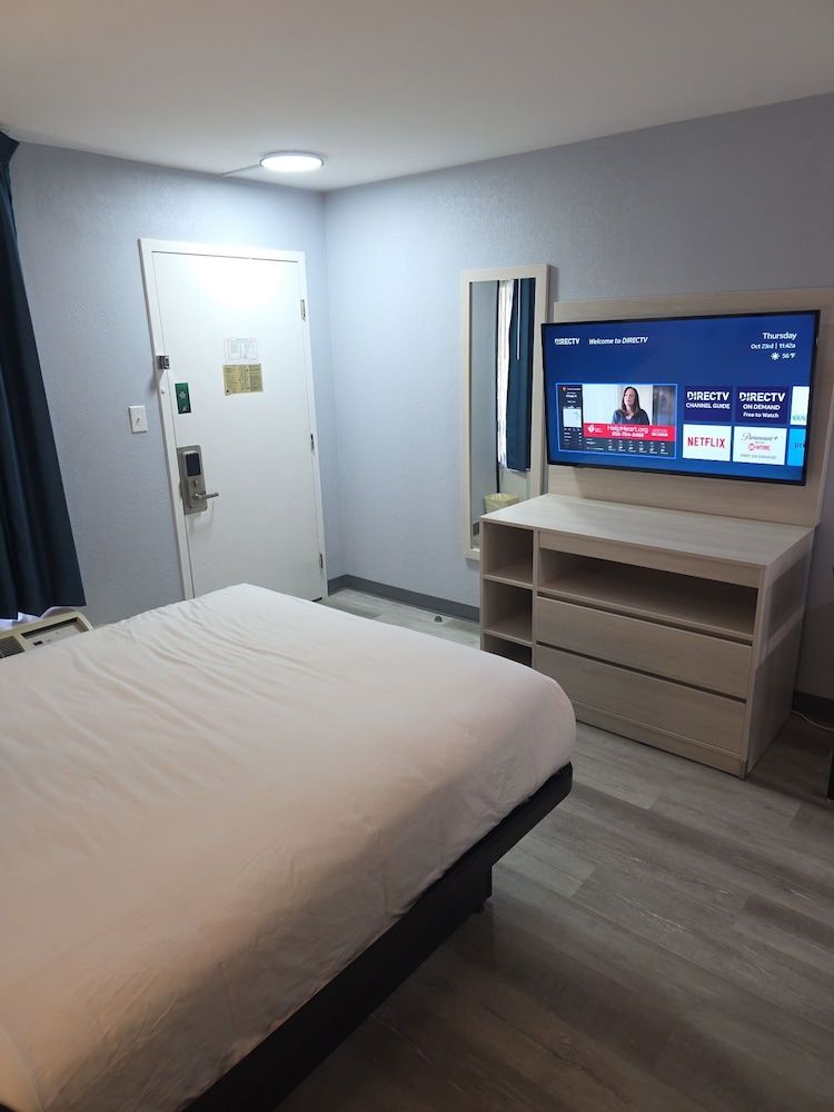 Suburban Studios Christiansburg - Blacksburg Room, 1 Queen Bed, Non Smoking 3