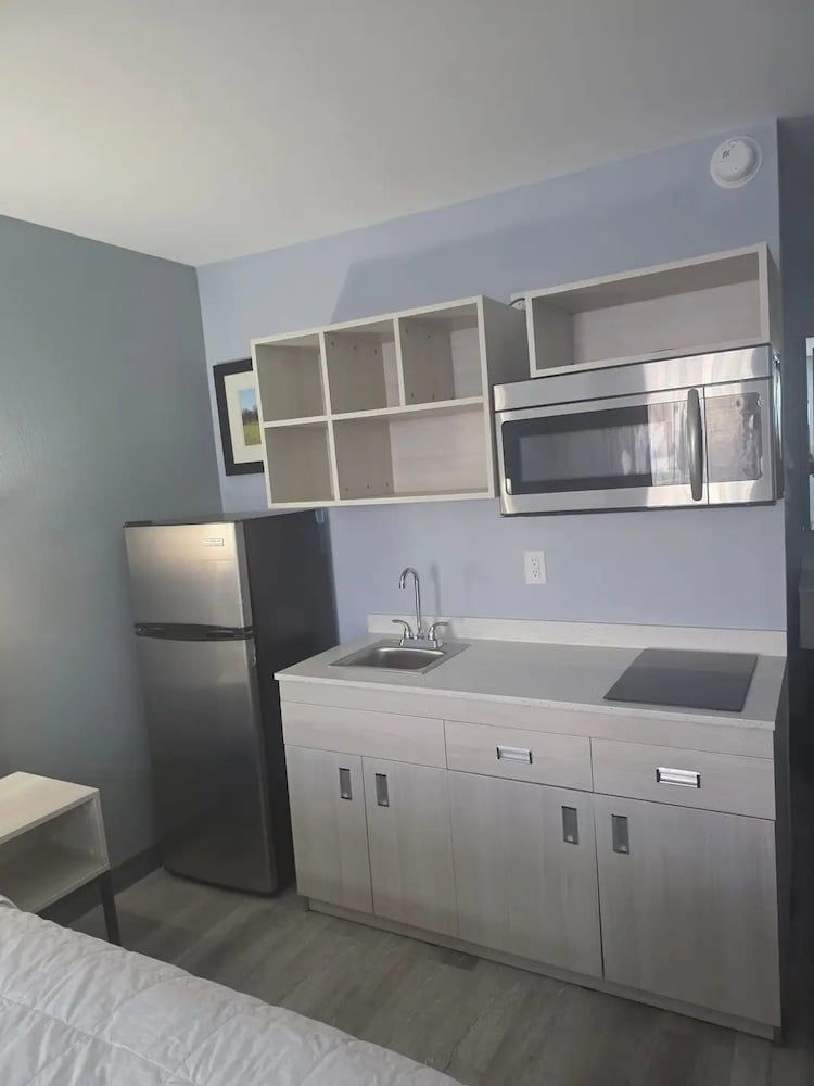 Suburban Studios Christiansburg - Blacksburg Room, 1 Queen Bed, Non Smoking 6