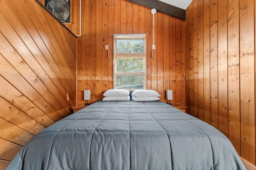 YMCA Trout Lodge Cabin, 2 Bedrooms 10