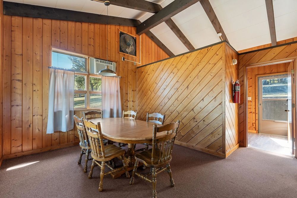 YMCA Trout Lodge Cabin, 2 Bedrooms 5