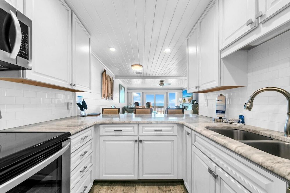 House, Multiple Beds (Ocean Bliss)