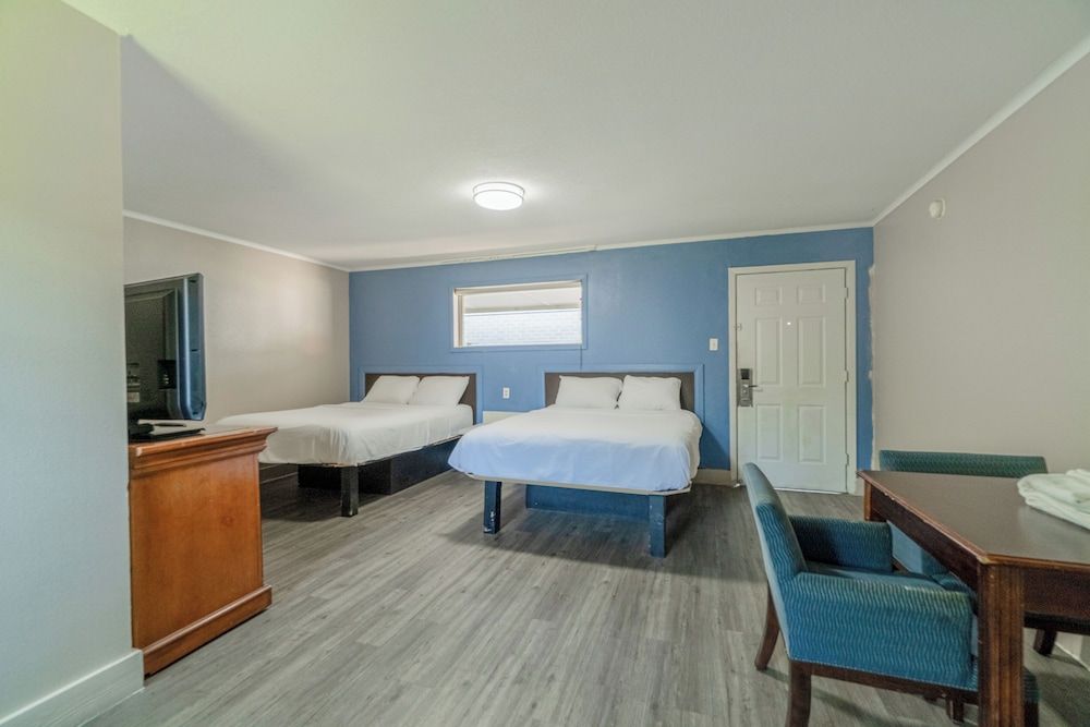 Cypress Inn Motel By OYO West Monroe I-20 Room, 2 Queen Beds, Smoking 22