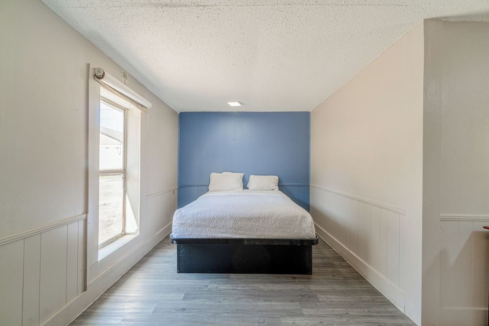 Cypress Inn Motel By OYO West Monroe I-20 Room, 1 Queen Bed, Non Smoking 22