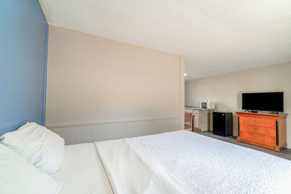Cypress Inn Motel By OYO West Monroe I-20 Room, 1 Queen Bed, Non Smoking 25