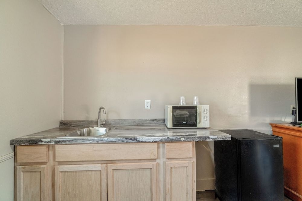 Cypress Inn Motel By OYO West Monroe I-20 Room, 1 Queen Bed, Non Smoking 30