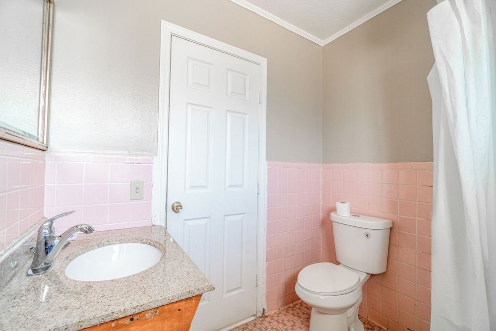 Cypress Inn Motel By OYO West Monroe I-20 Room, 1 Queen Bed, Non Smoking 32