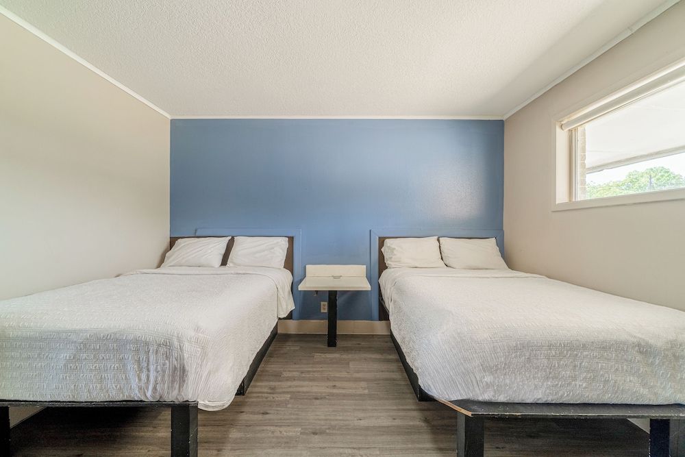 Cypress Inn Motel By OYO West Monroe I-20 Room, 2 Queen Beds, Smoking 16