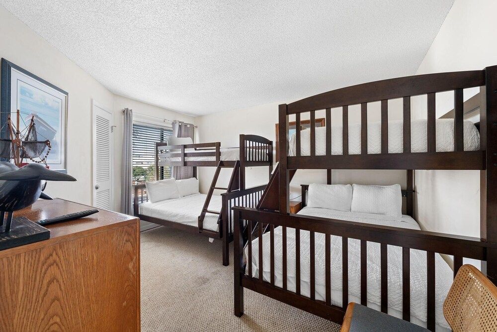 Condo, Multiple Beds (Plantation 1244 - Pearl on the Gulf)