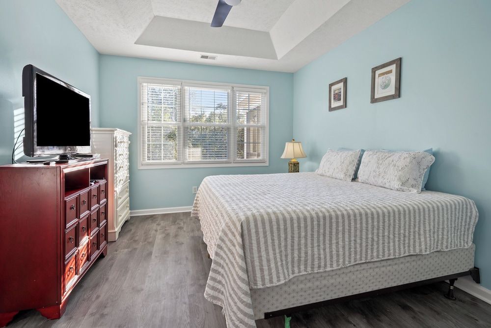 Condo, Multiple Beds, Hot Tub, Pool View (OCEAN KEYS 3331)