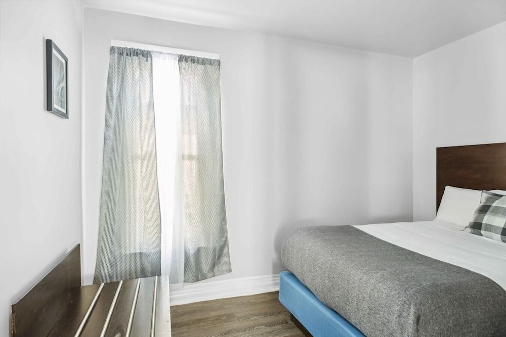 Downtown Detroit Gem 3 Bedrooms & Culture! House (3 Bedrooms) 20