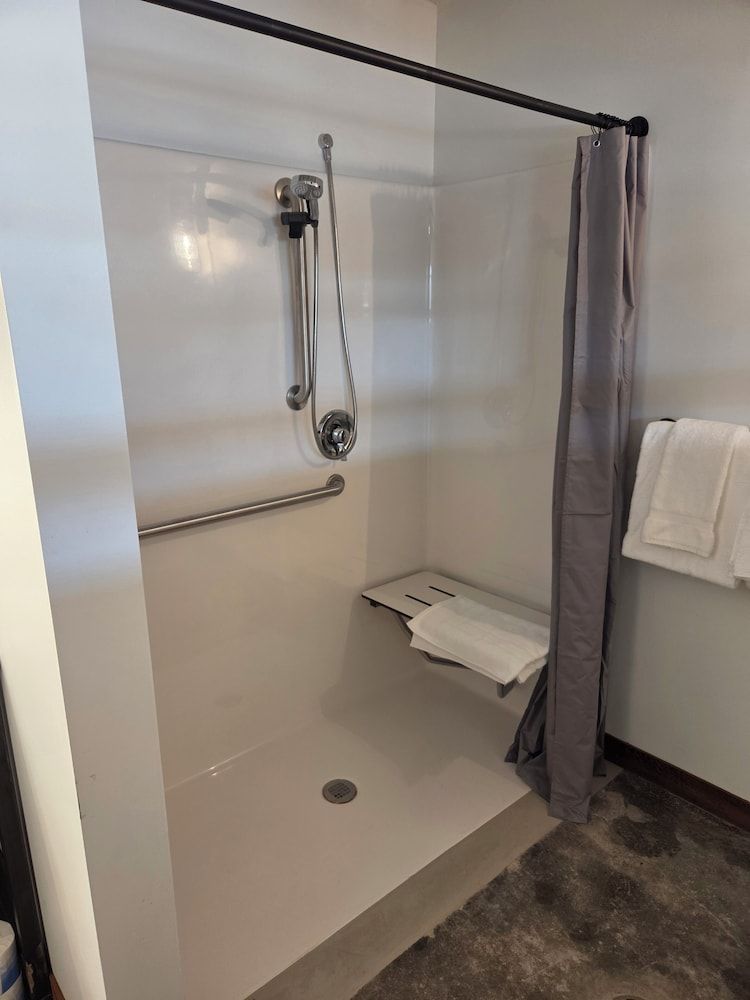 The Mill Hotel Single Room 4