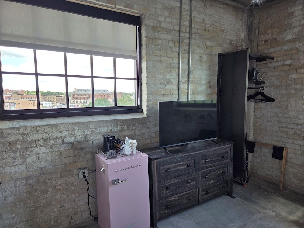 The Mill Hotel Comfort Single Room 3