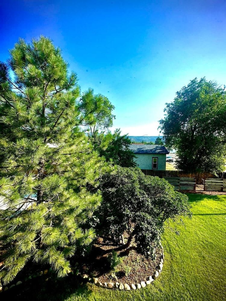 Franklin Fab Gallery House House 23