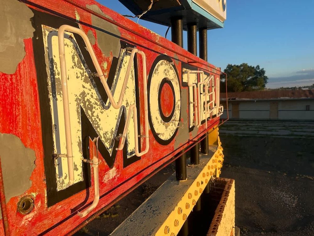 Amazing Historic 1800s Carriage House Apartment 36