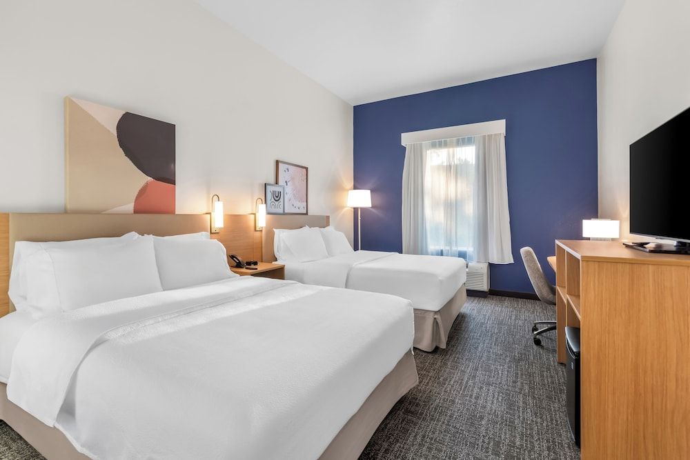 Spark by Hilton Dothan Room, 2 Queen Beds 2