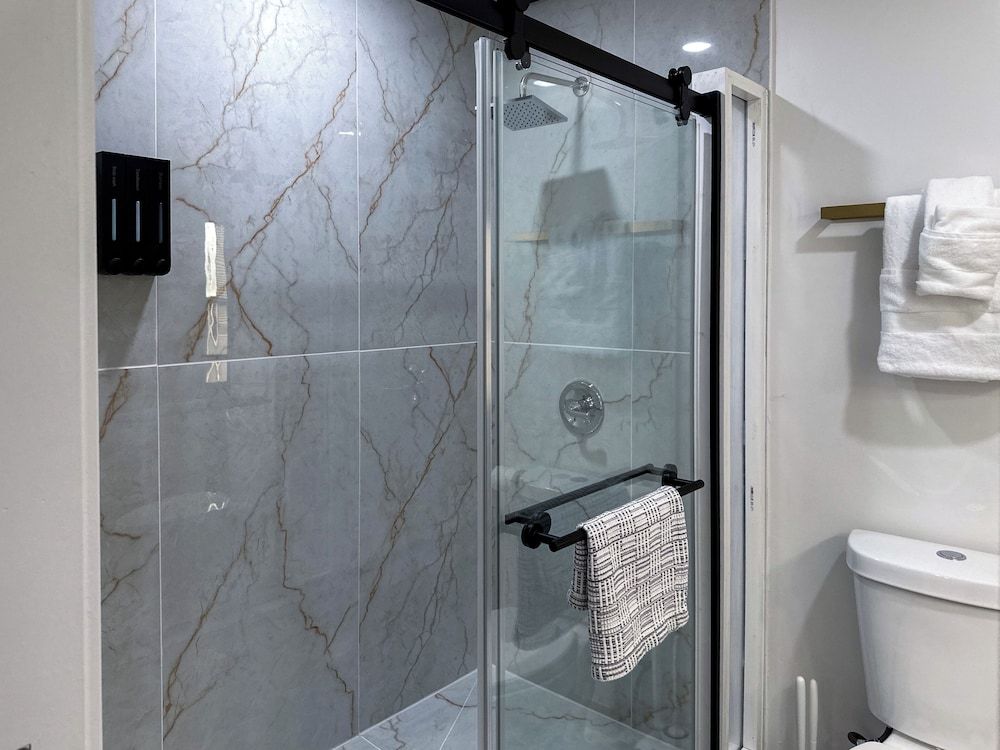 DTW Suites Suite, 2 Bedrooms, Kitchen 14