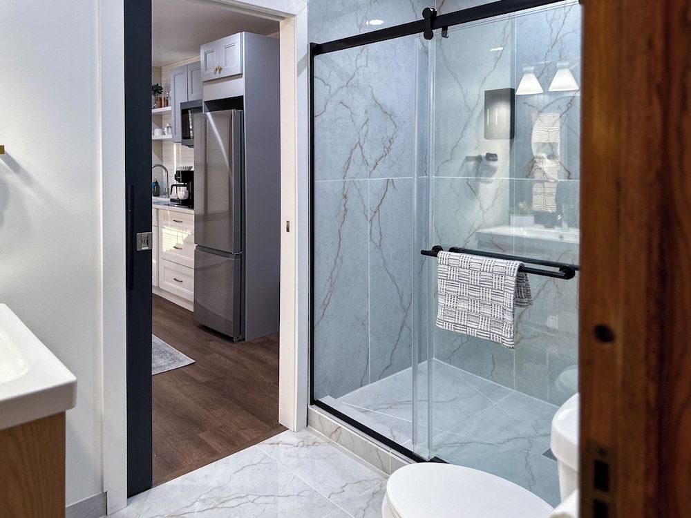 DTW Suites Suite, 2 Bedrooms, Kitchen 18