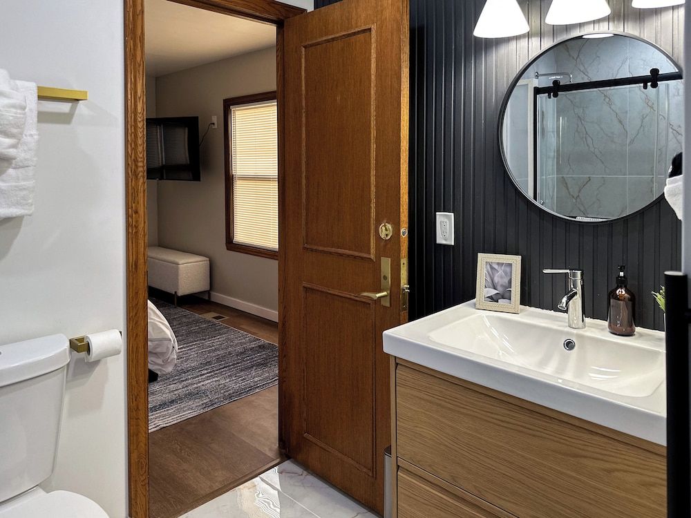 DTW Suites Suite, 2 Bedrooms, Kitchen 15