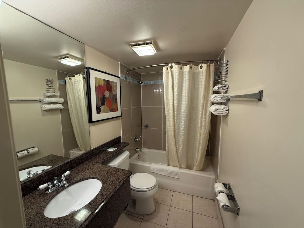 Fiesta Inn- Bell Gardens/ Los Angeles Single Room, 1 King Bed, Smoking 3