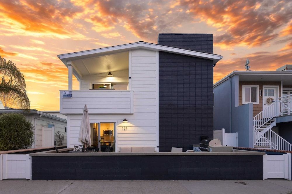 House (Multiple Bedrooms)