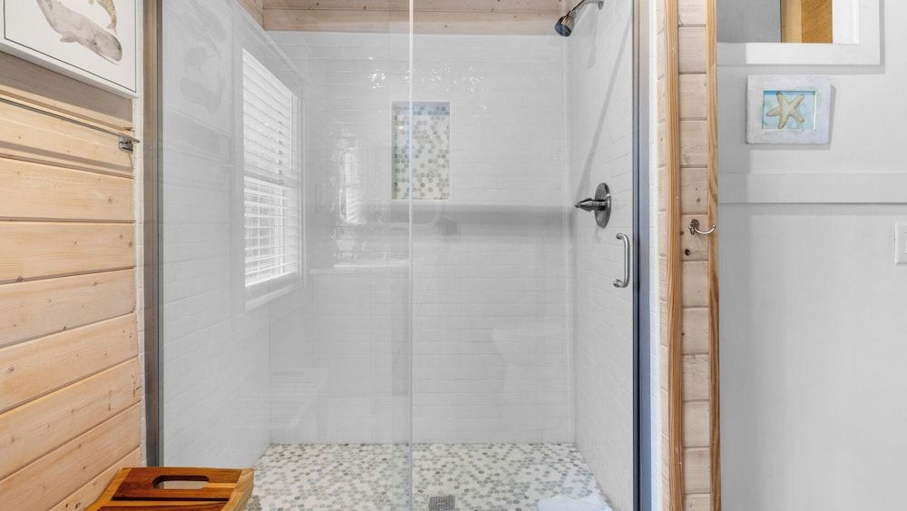 2BR Home, Private Heated Pool, 4 Bikes, Beach Access House, Multiple Beds, Pool Access, Pool View (Coastal Charm) 19