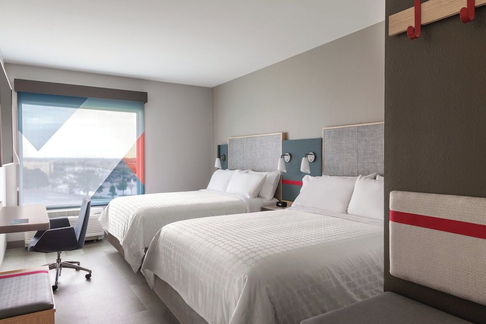 Standard Room, 2 Queen Beds, Accessible Bathtub (Mobility)