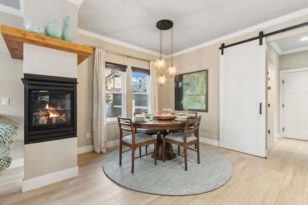 Decked Out Sunset Views, Fire Pit & Fenced Yard House, Multiple Beds, Patio, Mountain View (381 Osiander Street) 28