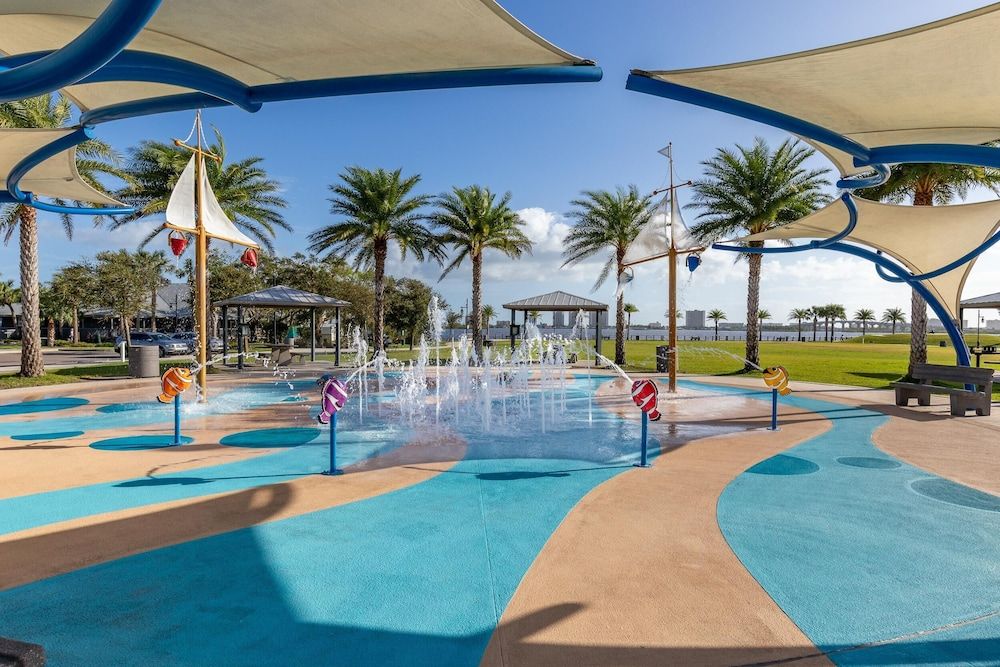 Pirates Cove 221