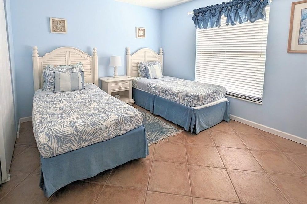 Condo, 1 King Bed with Sofa bed (Sea Club #18 - Floridays)